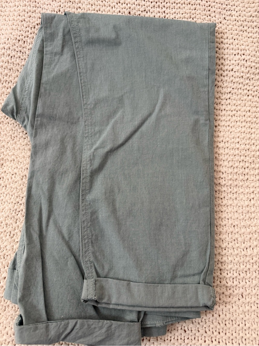 GAP Women’s Broken in straight Chinos in light denim NWT - Picture 2 of 5